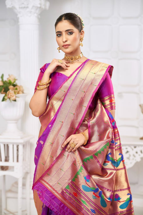 Vasthrlay Paithani Saree
