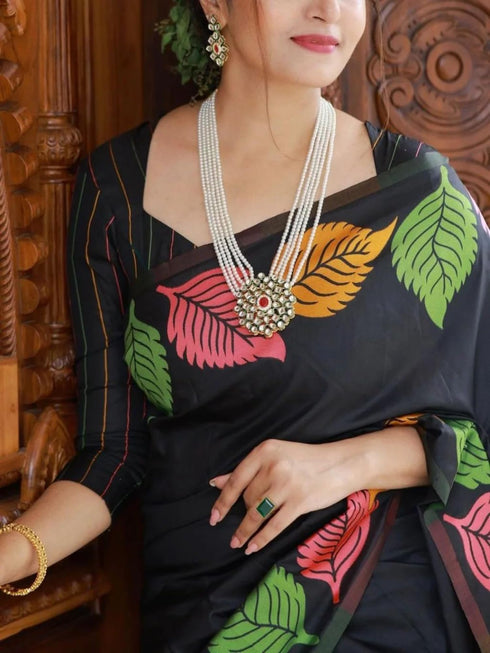 Vasthrlay Banarasi Border Saree