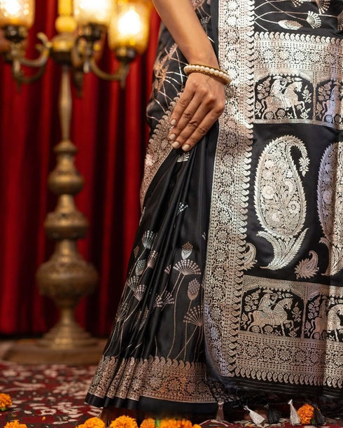 Vasthrlay Jacquard Silver Traditional Festive