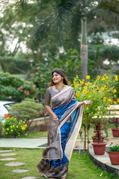 Vasthrlay Tussar Saree Ghicha