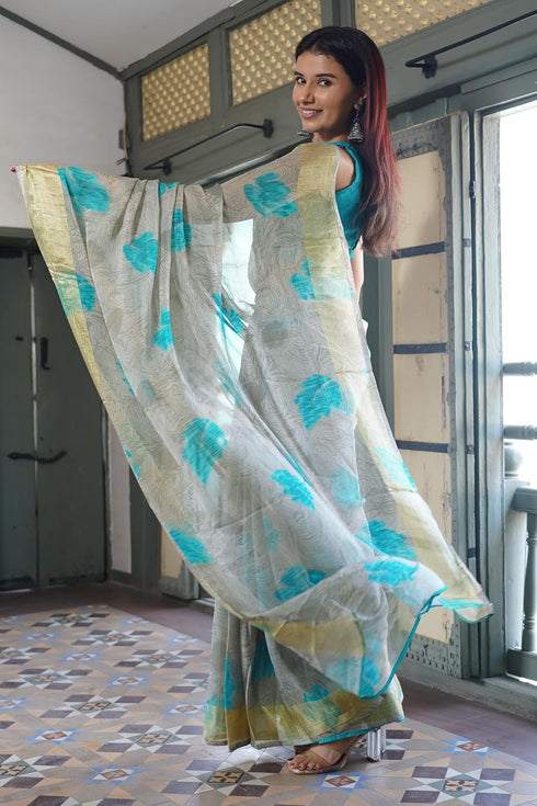 Vasthrlay Fashion Jacquard Geomatric Peach Ethnic Wear