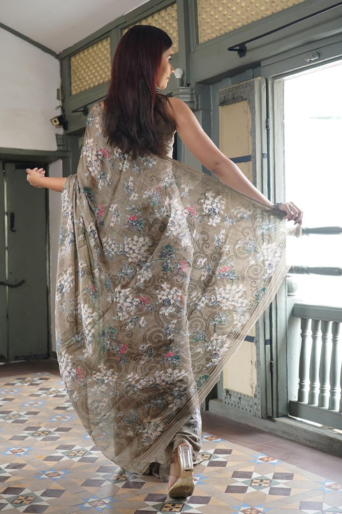 Vasthrlay Fashion Chiffon Georgette Dusty Ethnic Wear