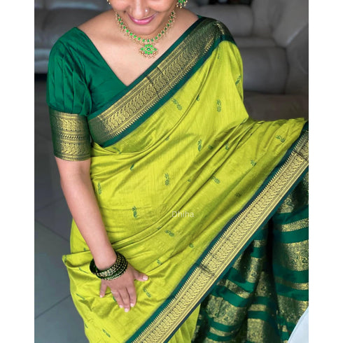 Vasthrlay Kanjivaram Tassels Saree