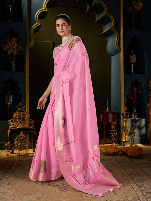 Vasthrlay Exquisite Traditional Intricate Gold Tone Saree