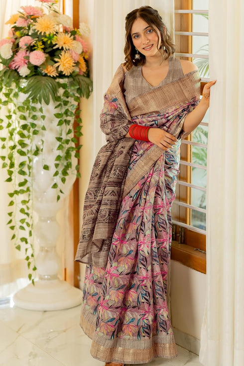 Vasthrlay Fashion Kalamkari Printed Ethnic Wear