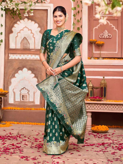 Vasthrlay Womens Weaving Dark Green Saree With Unstitched Blouse Piece
