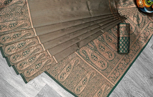 Vasthrlay Border Saree