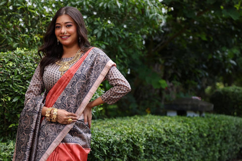 Vasthrlay Tussar Saree Ghicha