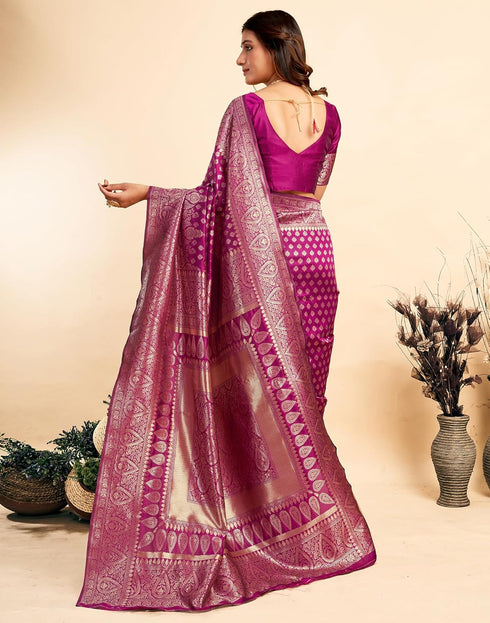 Vasthrlay Kanjivaram Banarasi Wedding Light Green Saree