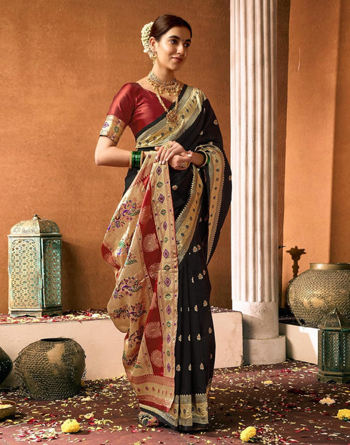 Vasthrlay Paithani Banarasi Unstitched Green Saree