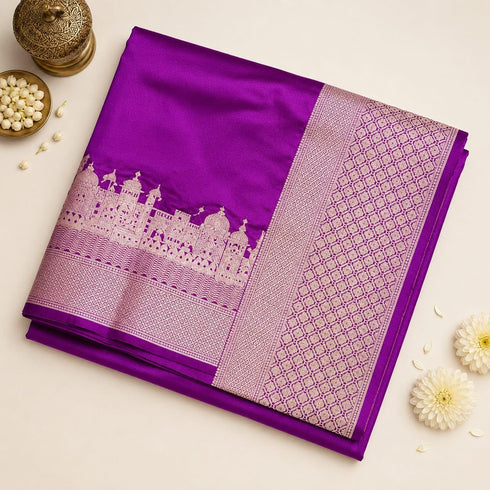 Vasthrlay Banarsi Exquisite Intricate