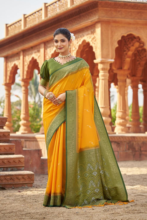 Vasthrlay Kanjivaram Unstitched Jacquard Stylish Saree