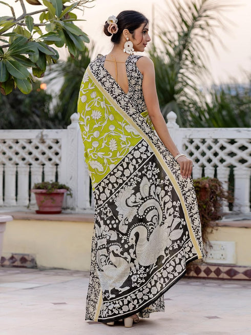 Vasthrlay Womens Printed Unstitched Beige Saree