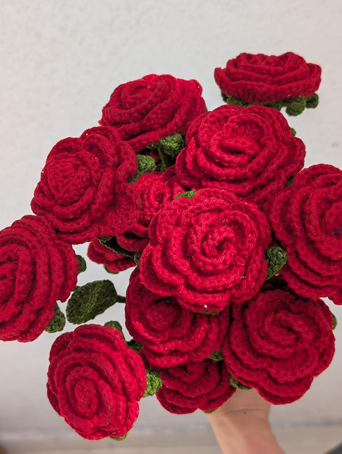 Handicrafts Handmade Crochet Red Roses Bouquet