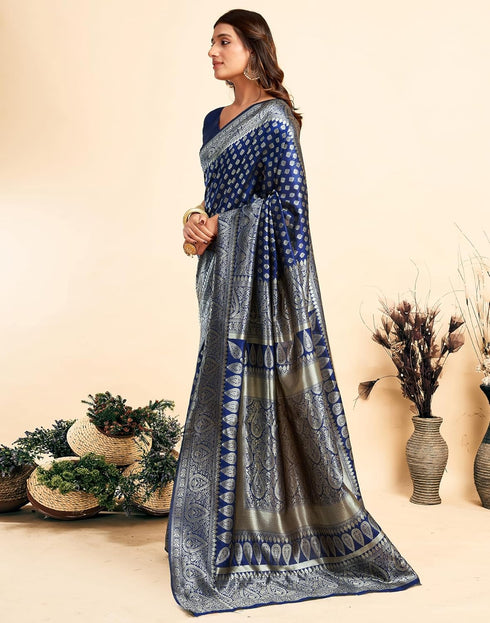 Vasthrlay Kanjivaram Banarasi Wedding Light Green Saree