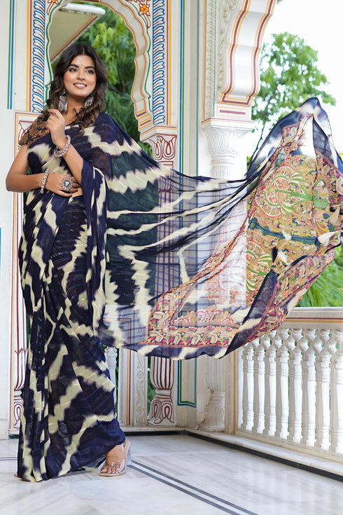 Vasthrlay Fashion Georgette Geometric Printed Ethnic Wear