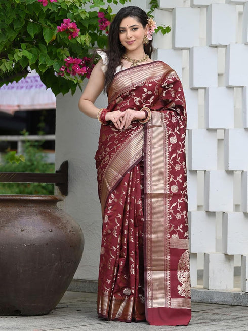 Vasthrlay Banarasi Saree Kanjivaram Collections