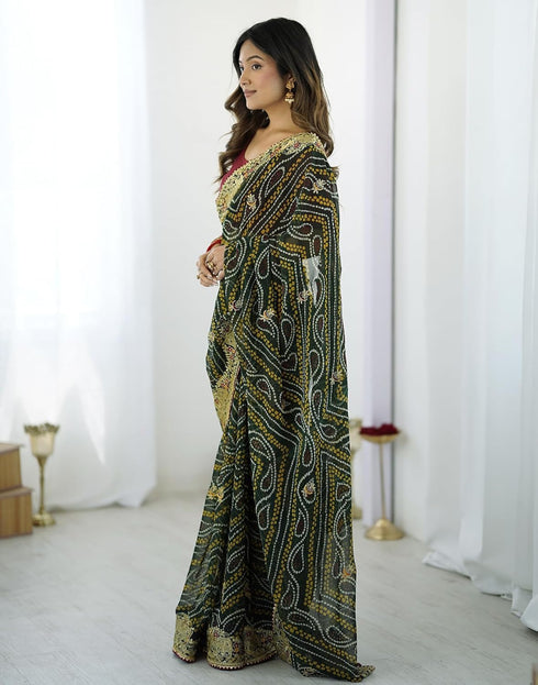 Vasthrlay Georgette Printed Unstitched Red Saree
