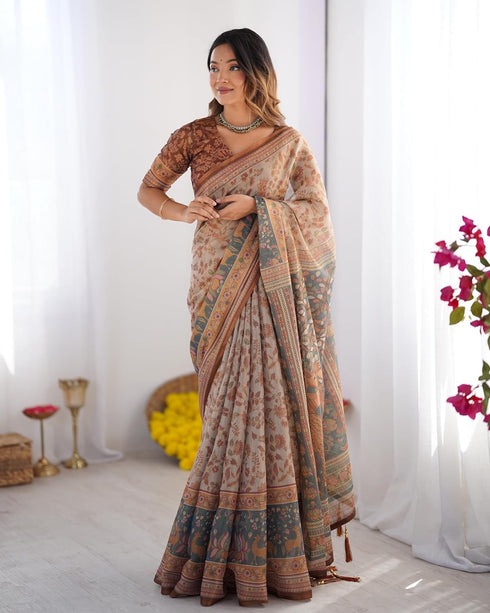 Vasthrlay Grey Green Traditional Multicolor Saree