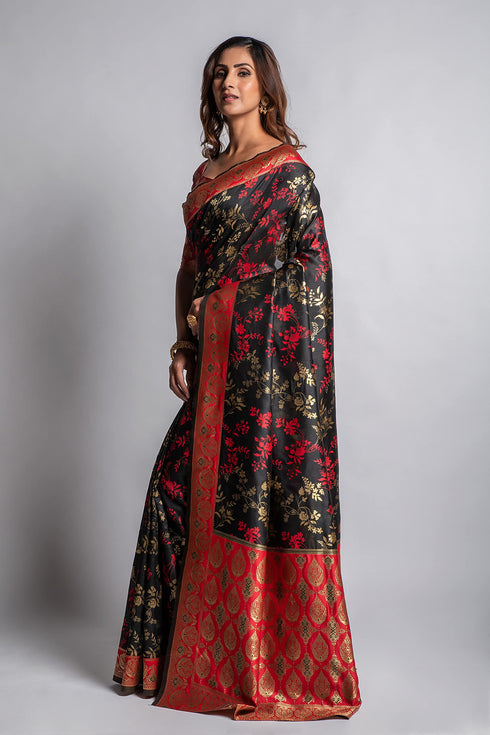 Vasthrlay Banarasi Designer Saree