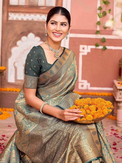 Vasthrlay Banarasi Unstitched Light Green Saree