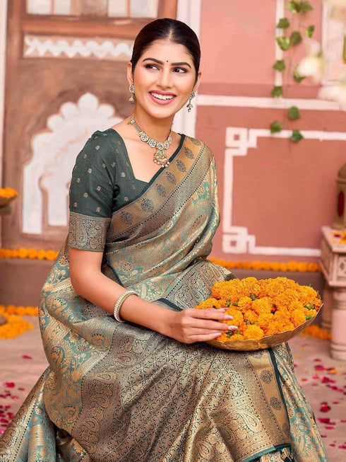 Vasthrlay Banarasi Grey Saree With Dark Green Unstitched Blouse Piece