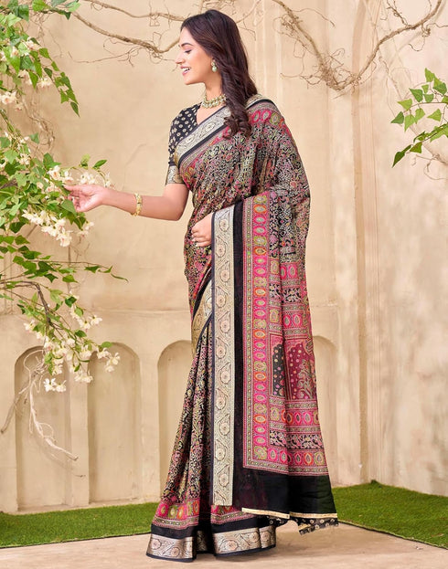 Vasthrlay Georgette Printed Unstitched Red Saree