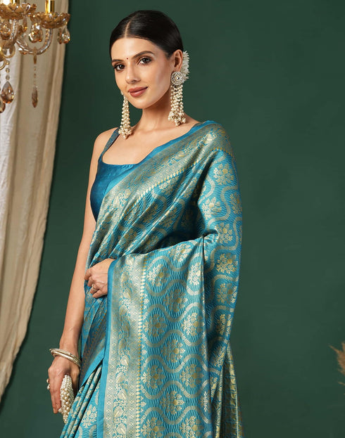 Vasthrlay Maroon Traditional Unstitched Saree