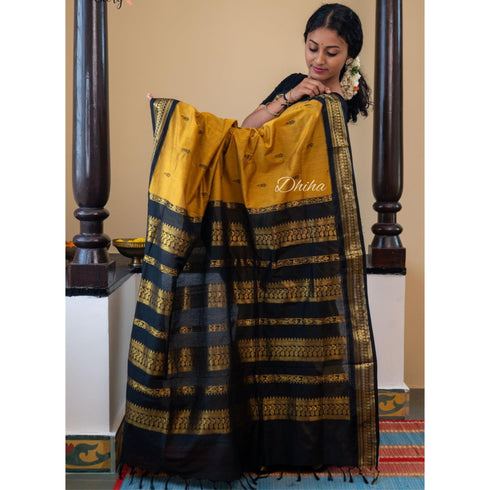 Vasthrlay Kanjivaram Tassels Saree
