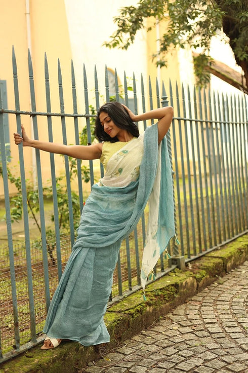 Vasthrlay Unstitched Blouse Traditional Design