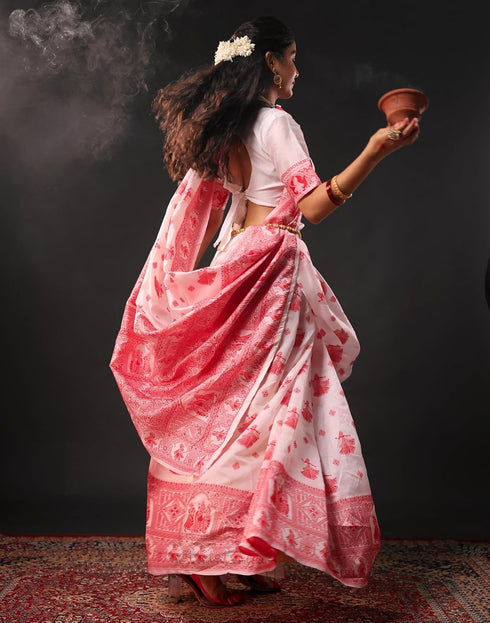 Vasthrlay Womens Banarasi Unstitched Off White Saree