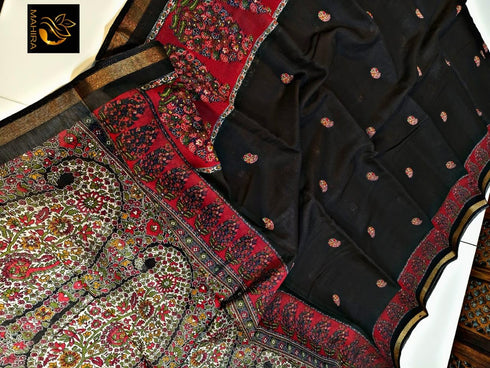 Vasthrlay Printed Traditional Lightweight Breathable