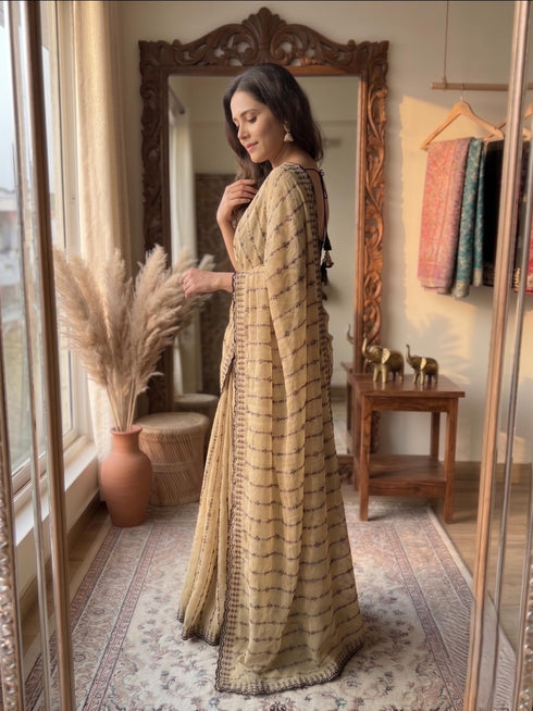 Vasthrlay Embroidery Unstitched Saree