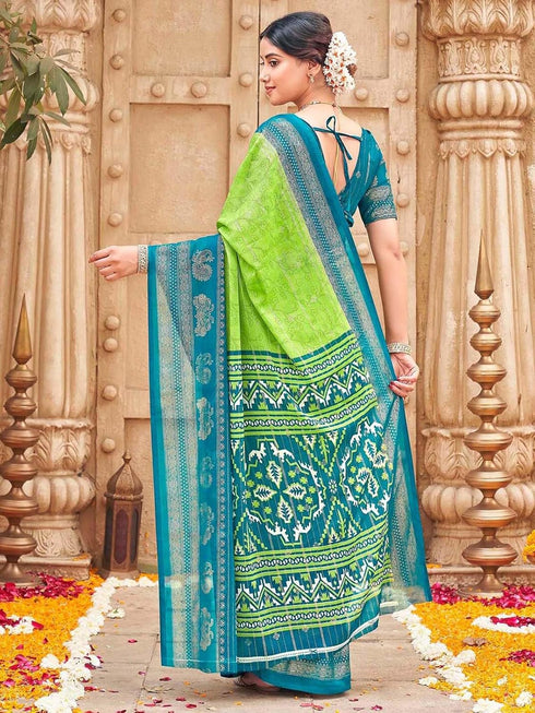 Vasthrlay Georgette Printed Unstitched Rani Pink Saree