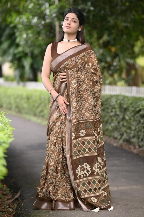Vasthrlay Fashion Kalamkari Printed Ethnic Wear