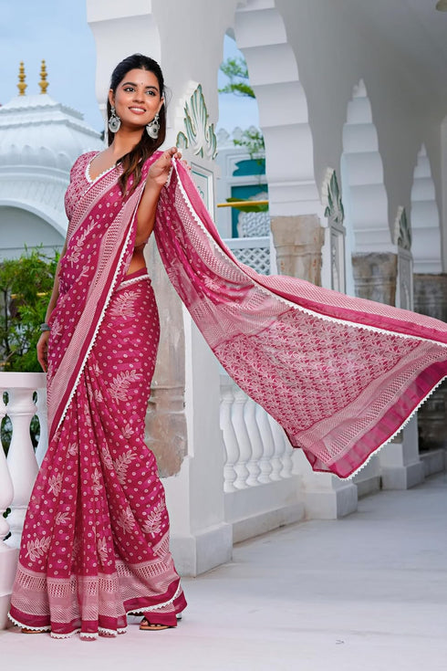 Vasthrlay Fashion Georgette Geometric Printed Ethnic Wear