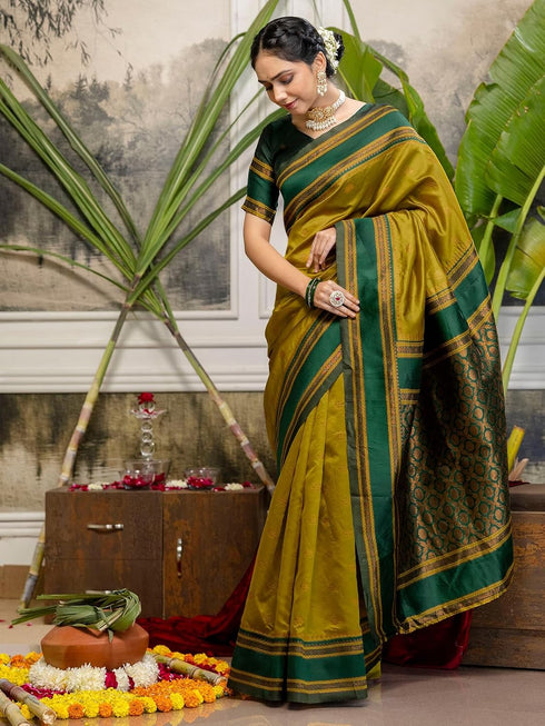 Vasthrlay Weaving Cream Saree