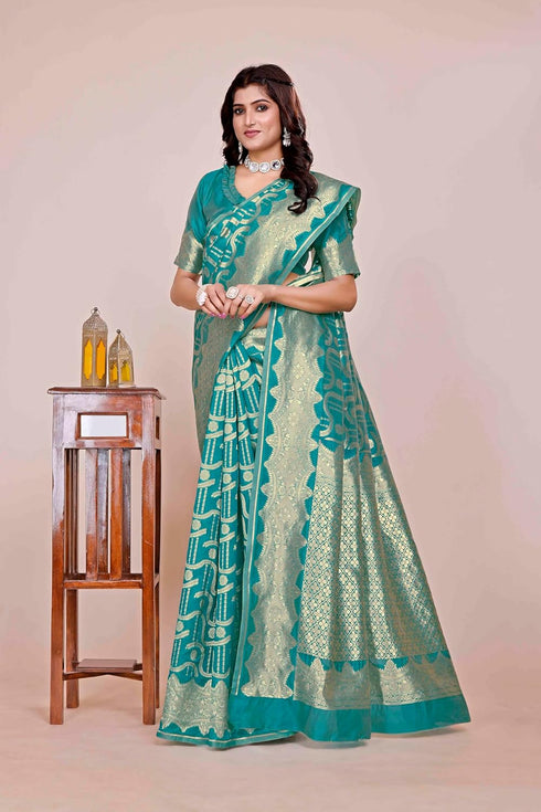 Vasthrlay Wedding Saree