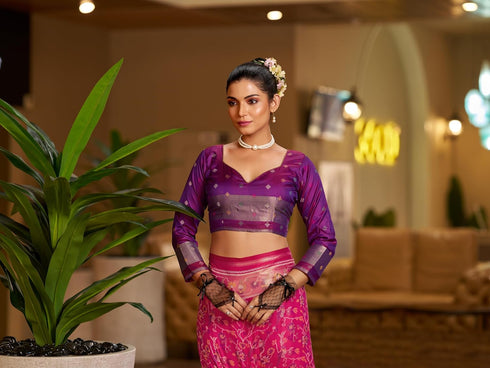 Vasthrlay Kanjivaram Unstitched Jacquard Stylish Saree