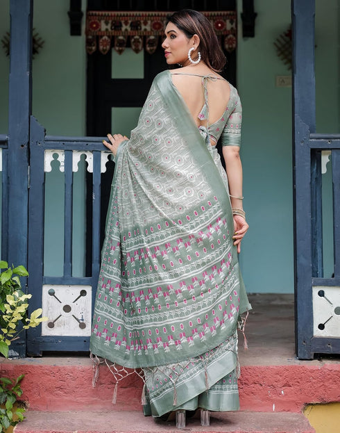 Vasthrlay Womens Printed Unstitched Light Green Saree