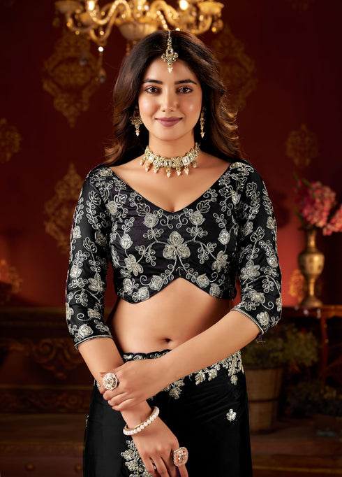 Vasthrlay Silver Embroidery Saree