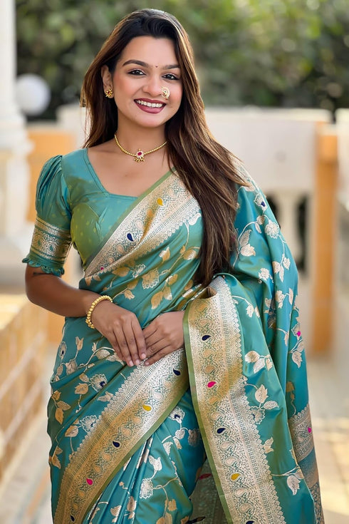 Vasthrlay Kanjivaram Handloom Golden Ethnic Wear