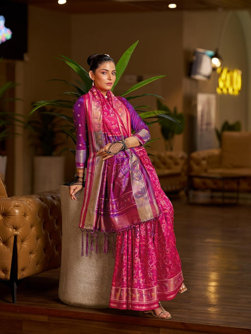 Vasthrlay Kanjivaram Unstitched Jacquard Stylish Saree