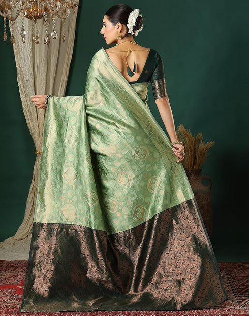 Vasthrlay Banarasi Kanjivaram Light Green Saree With Unstitched Blouse Piece