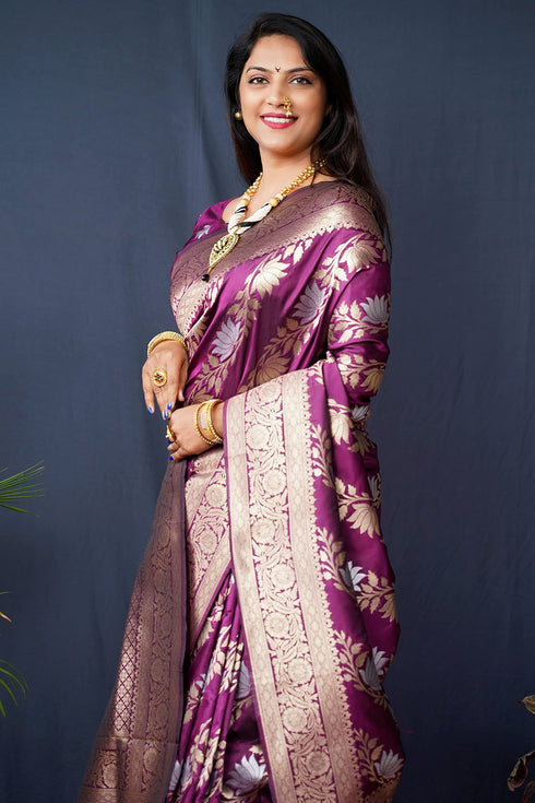 Vasthrlay Banarasi Floral Saree