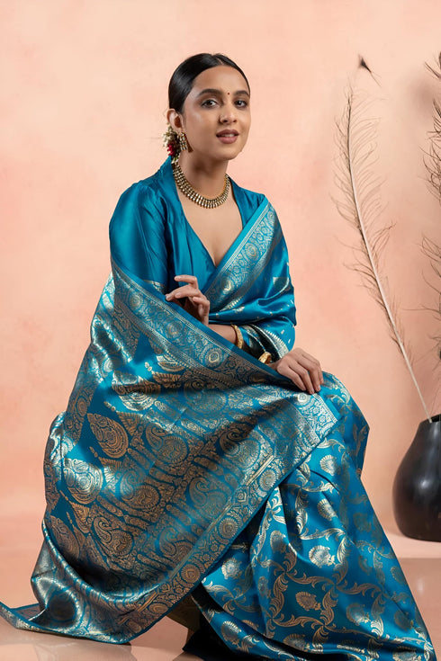 Vasthrlay Banarasi Woven Saree