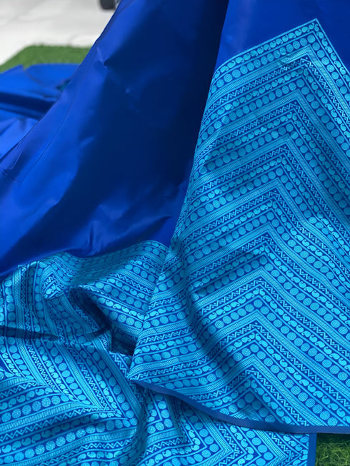 Vasthrlay Banarasi Festive Unstitched Saree