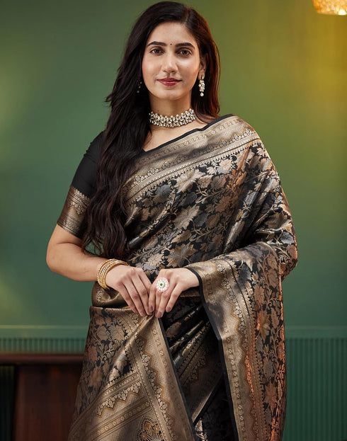 Vasthrlay Banarasi Kanjivaram Black Saree With Unstitched Blouse Piece