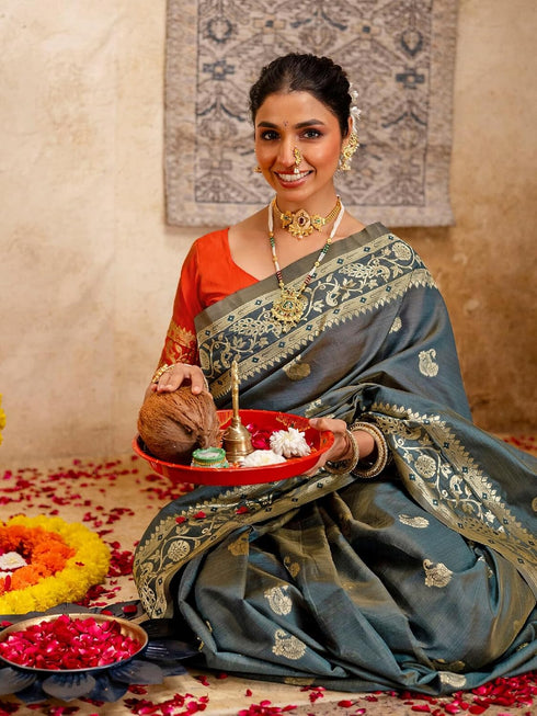 Vasthrlay Weaving Paithani Unstitched Maroon Saree