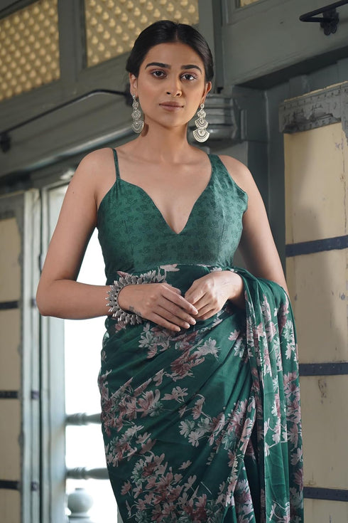 Vasthrlay Fashion Chiffon Georgette Dark Ethnic Wear